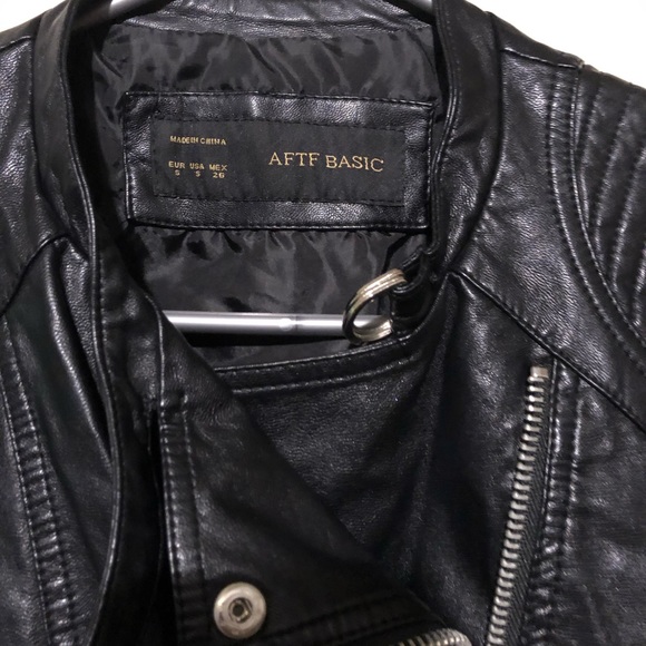 Faux leather jacket - Picture 3 of 3